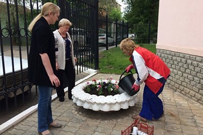Жить надо в мире и добрососедстве