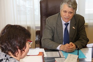 Александр Жарков работал в Октябрьском районе