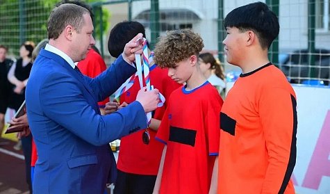 В Новотроицке прошел турнир по дворовому футболу