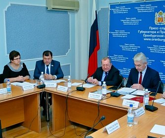 Состоялось заседание комиссии по делам несовершеннолетних