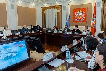 О мерах поддержки семей с детьми – в расширенном формате