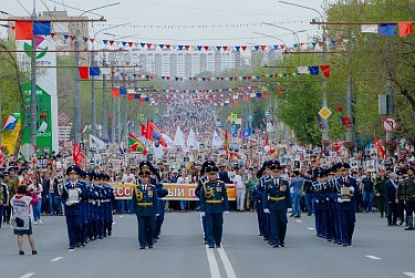 В едином строю памяти