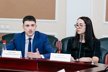 На заседании рабочей группы Молодежного парламента