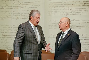 К 25-летию Конституции РФ