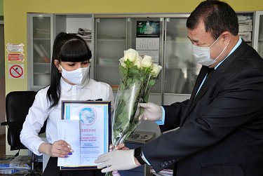 Отмечены лучшие публикации о современницах 