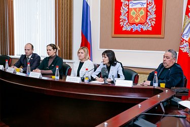 На брифинге фракции ЛДПР