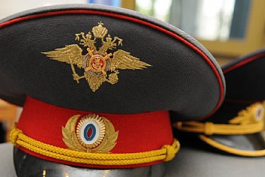 Депутаты поздравили сотрудников органов правопорядка