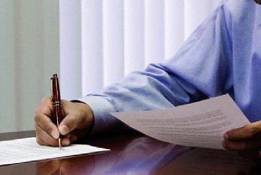 Депутаты провели приемы граждан 