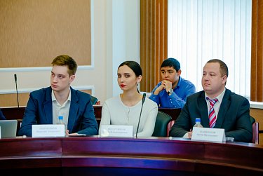 Состоялось заседание Молодежного парламента региона