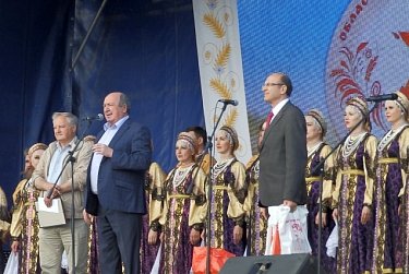 Владимир Новиков и Сергей Романенко побывали на фестивале  «Русское поле» в Беляевке