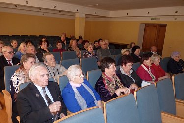 В Оренбуржье чествуют женщин 