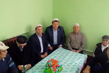 Во имя укрепления мира и взаимопонимания