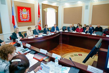 Татьяна Шукурова: «Реализация нацпроекта «Здравоохранение» в Оренбуржье будет идти по 8 направлениям»