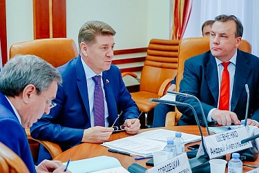 Работа идет в едином законодательном пространстве