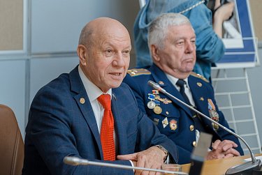 «В небе Оренбурга обрели мы крылья»