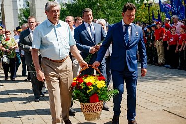 В знак мужества и стойкости 