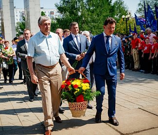 В знак мужества и стойкости 