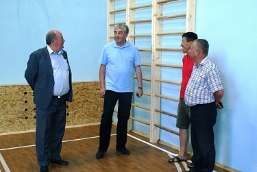  Сергей Грачев: «Современные спортивные залы должны быть нормой для сельских школ»