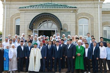 Хранить традиции и оставаться милосердными
