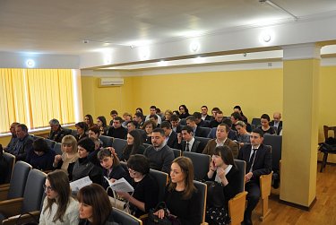 Новый созыв Молодежного парламента включился в работу