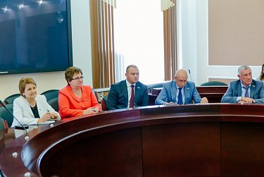 Депутаты готовятся к летней парламентской сессии