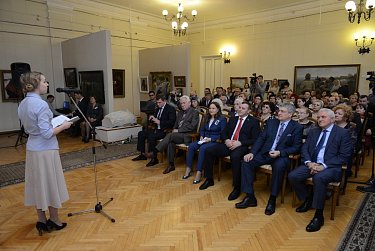 Олег Димов вручил премии имени Петра Рычкова литераторам Оренбуржья