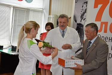 Отмечены лучшие медработники области