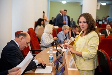 Оренбургские парламентарии рассмотрели более 30 вопросов