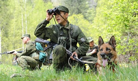 Сергей Грачев поздравил с Днем пограничника