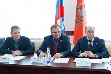 Омбудсмены выступят с ежегодными докладами 