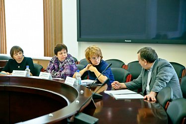 Комитет по экономической политике провел заседание