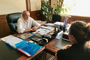 Иван Дикман провел прием граждан по личным вопросам