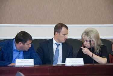 Депутатские слушания в защиту дольщиков