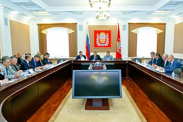 Утверждена повестка предстоящей парламентской сессии