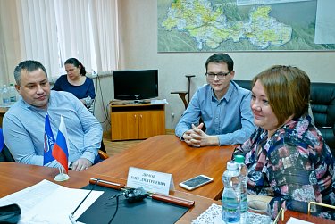 Взаимодействие депутатов всех уровней позволяет решить проблемы оренбуржцев быстро и качественно