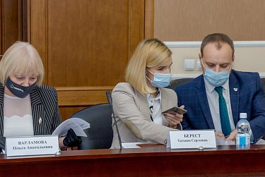 На одно полномочие меньше