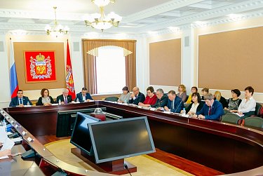 Доходы и расходы областного бюджета возрастут