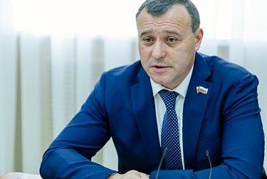 Александр Куниловский: «Наша законодательная практика получила распространение на федеральном уровне»