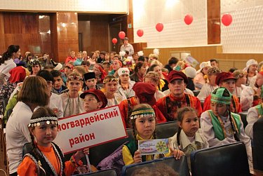 Сергей Салмин поздравил участников фестиваля «Радуга – 2018»