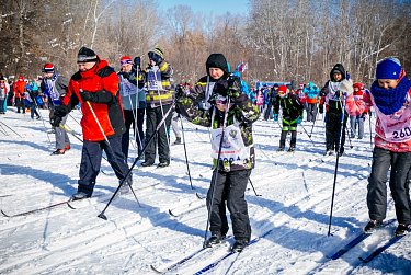 Оренбургские парламентарии на «Лыжне России»