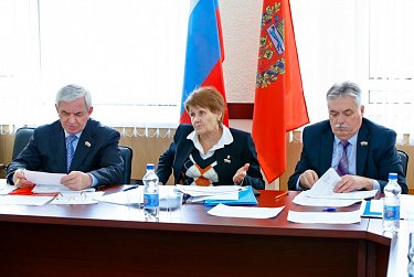 Комитет по здравоохранению выработал рекомендации по законопроектам