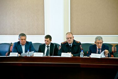 Комитет по экономической политике провел заседание