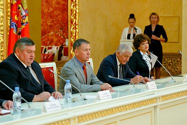 В Оренбурге чествовали лучших педагогов