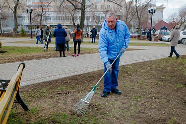 Сделаем город чистым и красивым!