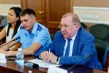 В законы об образовании, о физической культуре и спорте  внесут изменения