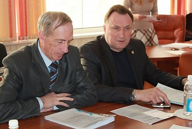 Как работают общественные палаты регионов?