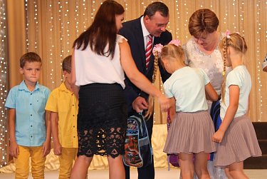 Акция «Соберем ребенка в школу» стартовала в Оренбурге