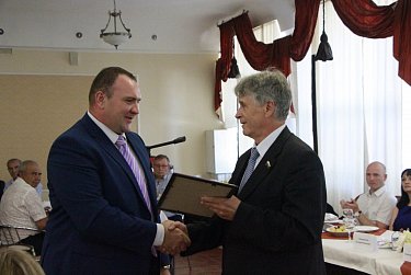 Александр Жарков: «В трудолюбивых руках фермеров земля заработала»