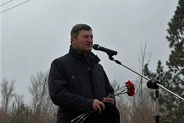 «И бьют навзрыд колокола…»