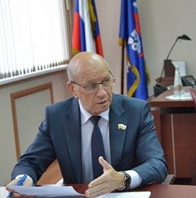 Геннадий Аверьянов: «Благотворительность – только на добровольной основе»